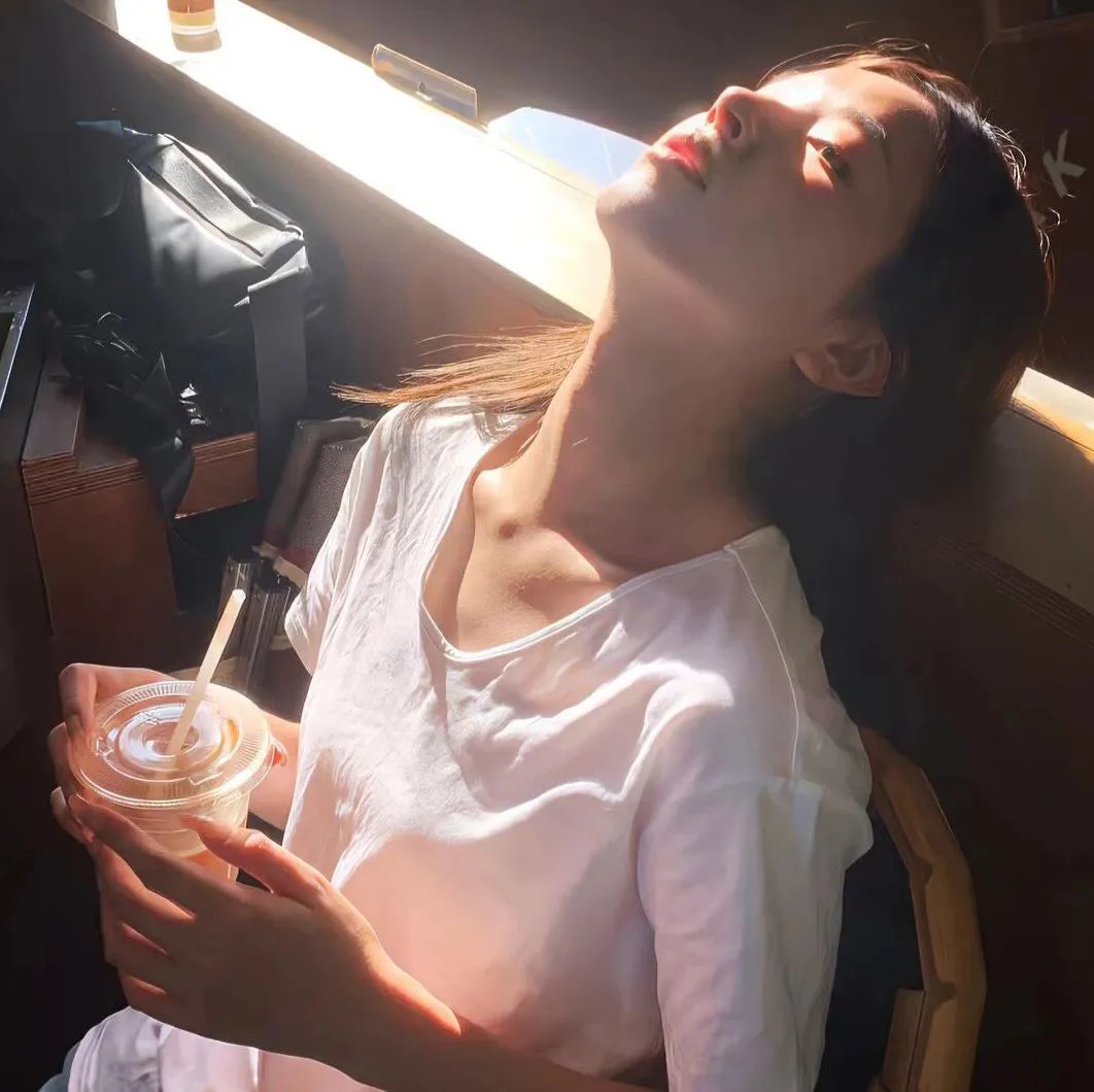 梅姑姑 在线观看